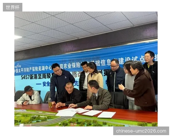 联盟主导的数据合作协议，往往以侵蚀小俱乐部的长期数据权益为代价